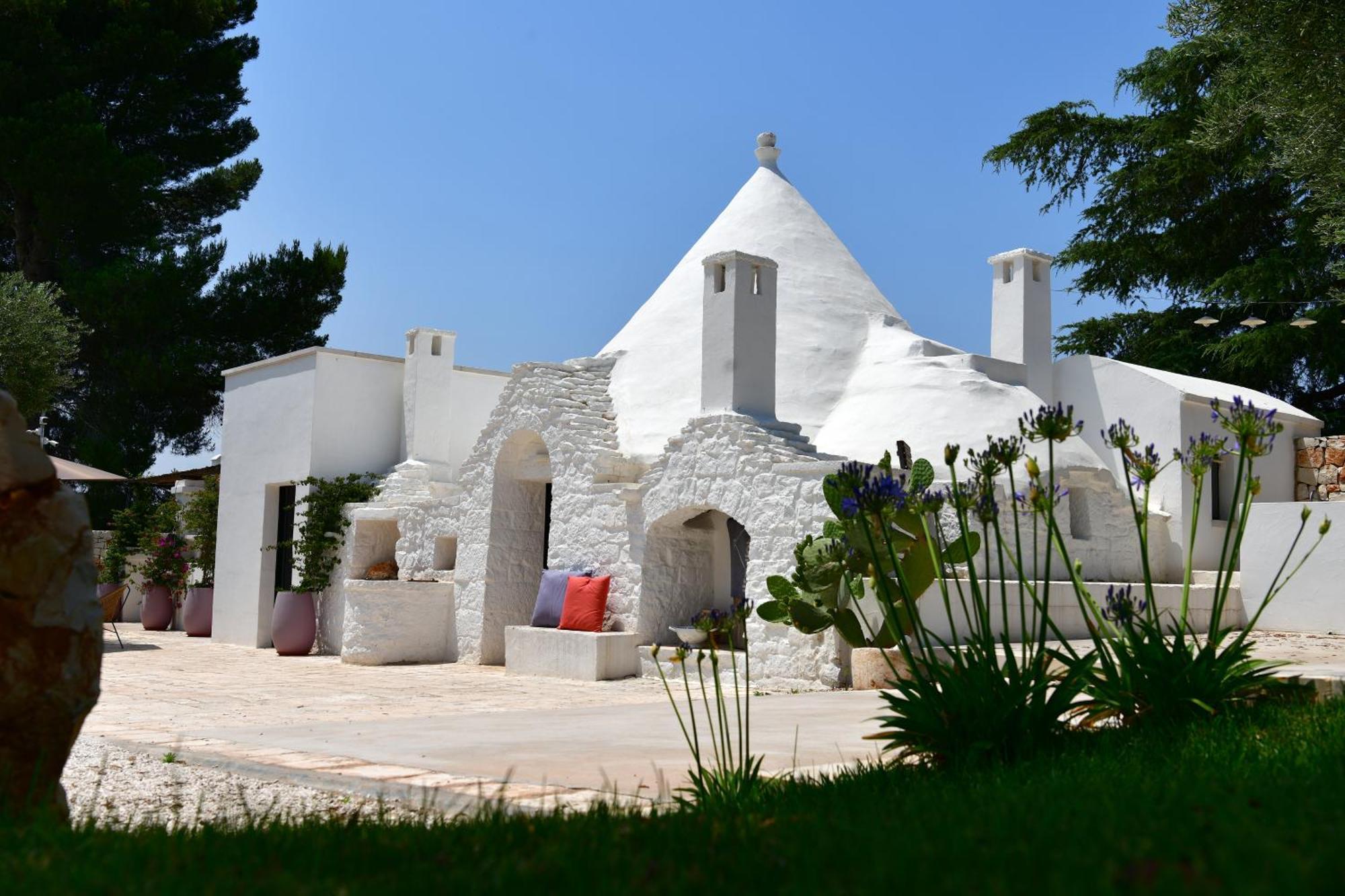 Il Trullo Bianco - Country House & Spa Кастеллана-Гротте Экстерьер фото